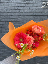 Load image into Gallery viewer, Florist&#39;s Choice Hand-Tied Bouquet
