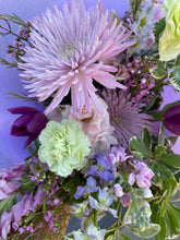 Load image into Gallery viewer, Florist&#39;s Choice Hand-Tied Bouquet
