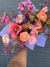 Load image into Gallery viewer, Florist&#39;s Choice Hand-Tied Bouquet
