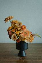 Load image into Gallery viewer, Florist&#39;s Choice Arrangement Subscription
